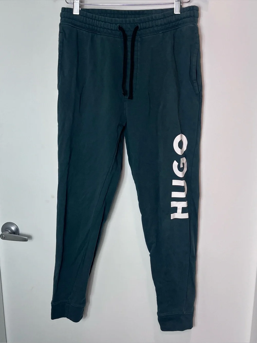 HUGO Boss Men’s Logo Graphic Joggers Sweatpants Dark Green Medium